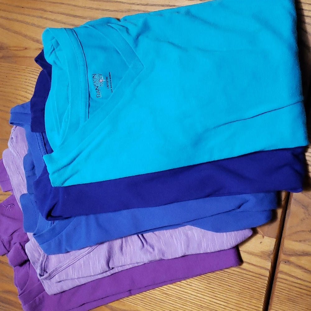 DANSKIN t shirts
